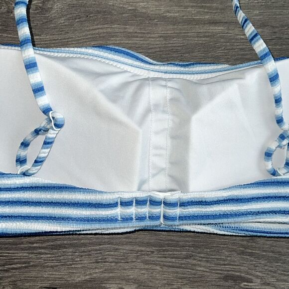 J.CREW Textured Scoop Neck Bikini Top Size 3X Blue White Striped Coastal NWT - Picture 6 of 7